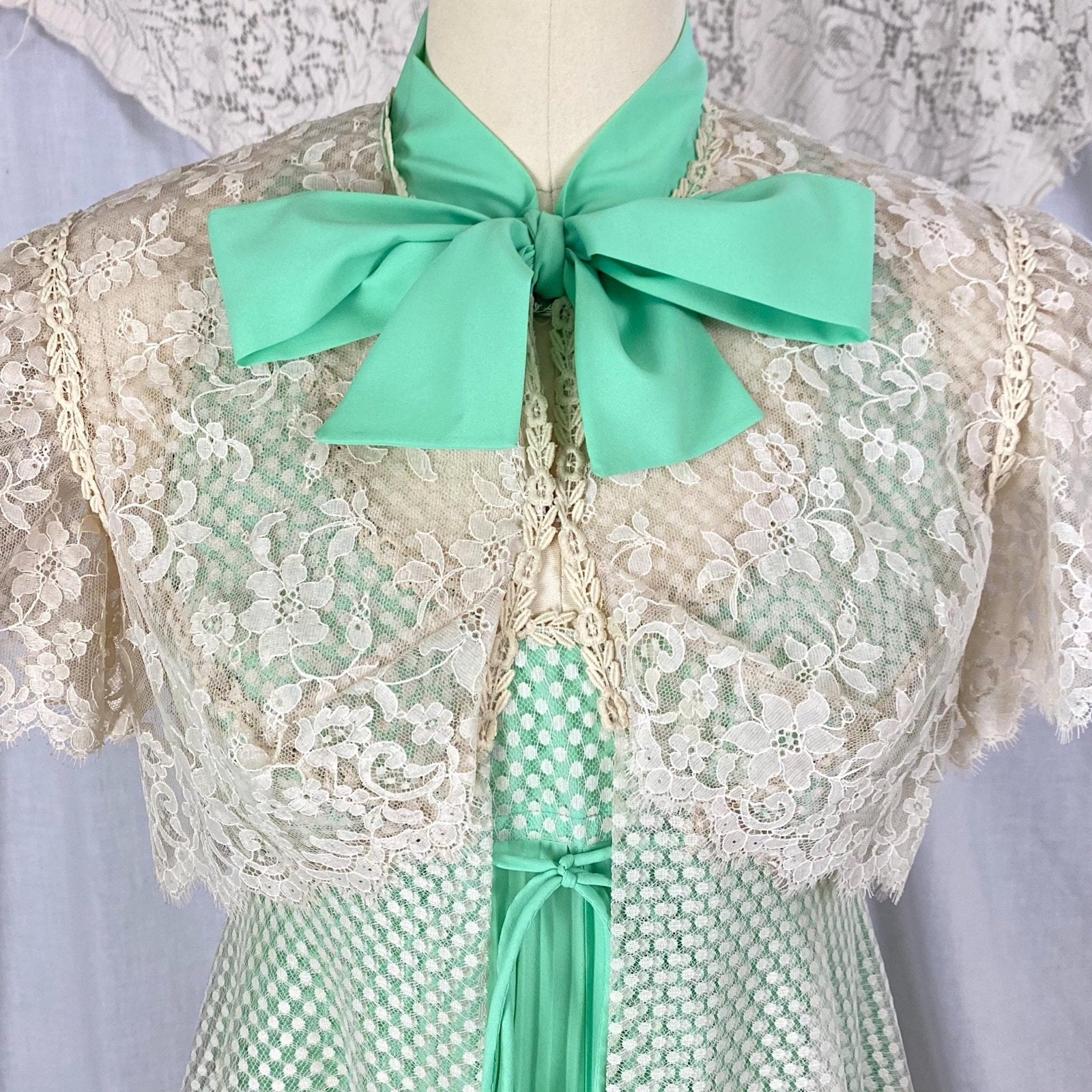 Vintage 1960's - 1970's Peignoir Set | Pistachio Green Pleated Satin with Cream Polka Dot & Floral Lace | Size XS, S | Odette Barsa - Daggers & Dames