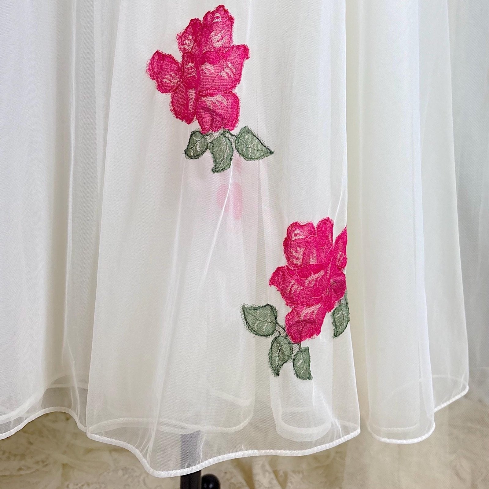 Vintage 1960's Nightgown & Peignoir Set - Double Lined White Nylon Chiffon with Bold Pink Lace Rose Appliques - Size M - By Van Raalte - Daggers & Dames