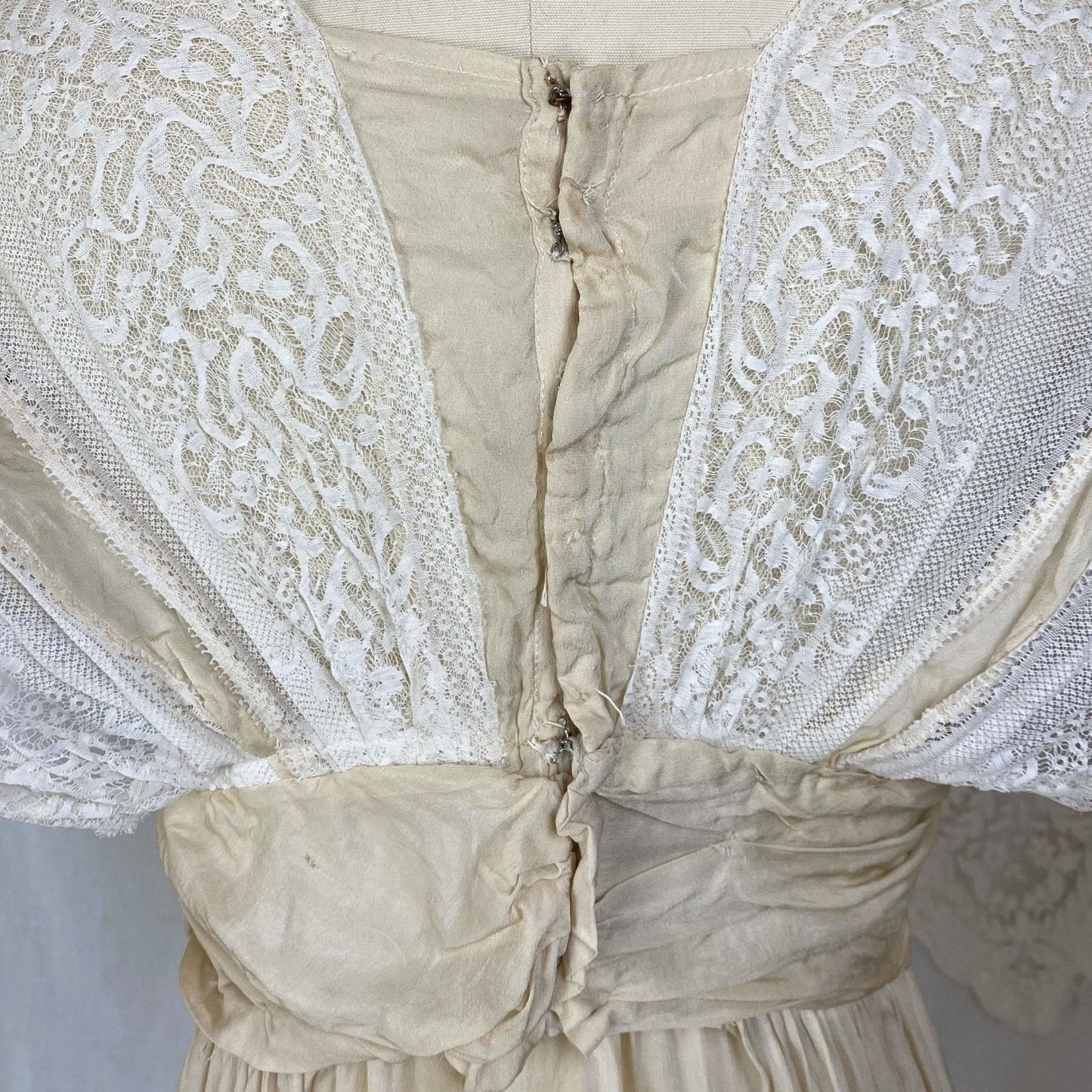 Antique 1900's - 1910's Dress | Buttercream Silk with White Chantilly Lace & Animal Bone | Size XS - Daggers & Dames