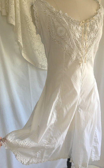 Antique 1910's Edwardian Camiknickers | White Cotton Linen Teddy with Embroidery & Eyelet Lace | Size S, MED - Daggers & Dames
