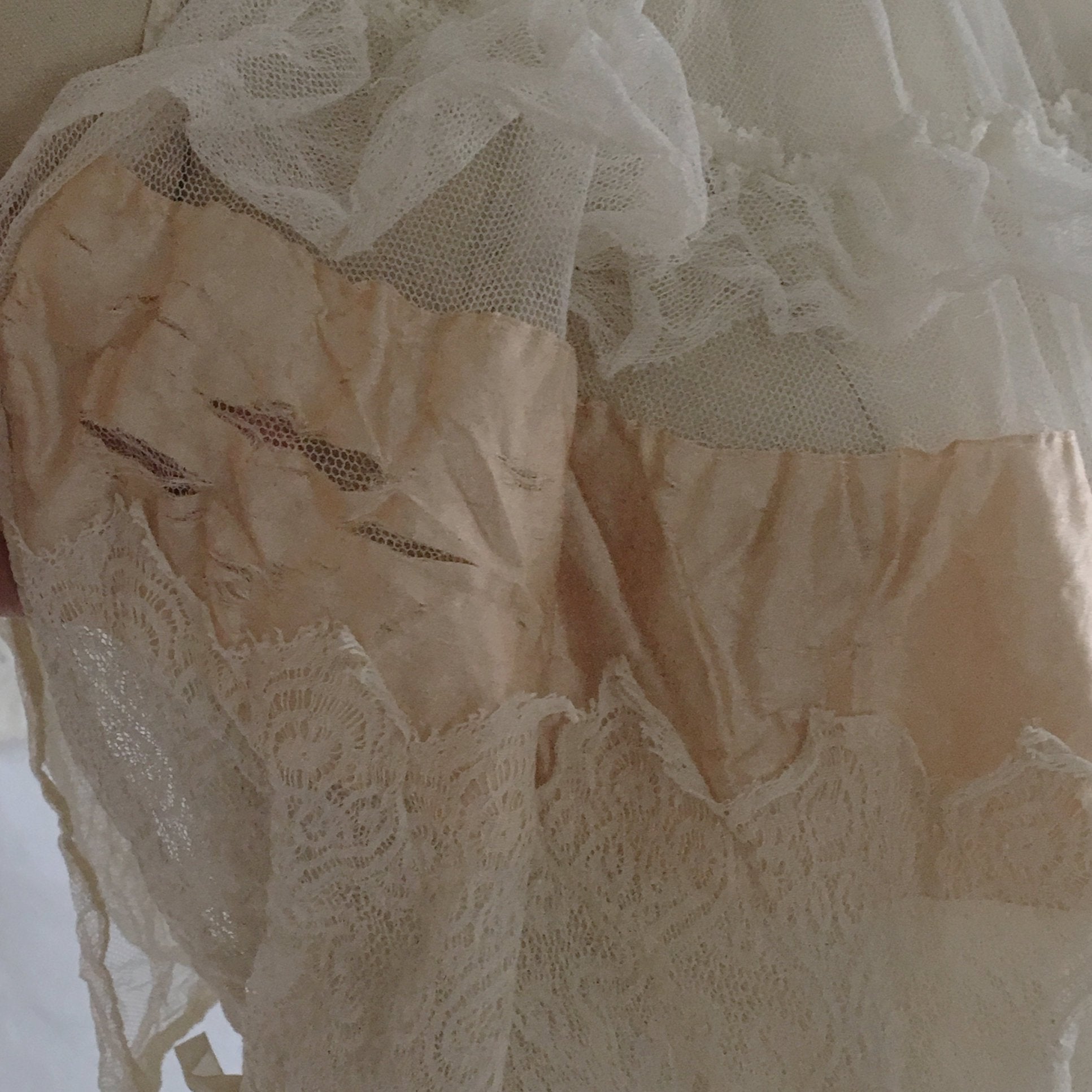 Antique 1910's Edwardian Corset Cover | Sheer White Tulle with Pale Peach Silk | Size XXS, XS - Daggers & Dames