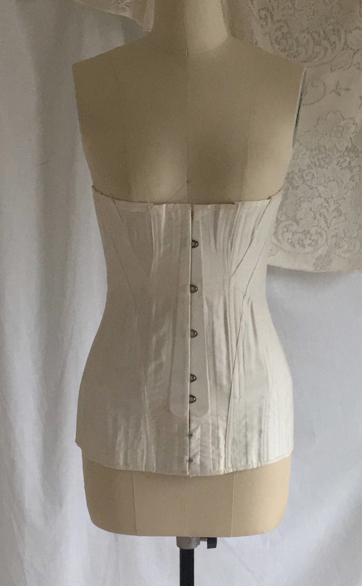 Antique 1910's Edwardian Corset | Crisp White Cotton with Satin Underbust & Metal Stays | De Milo | Size 24 - Daggers & Dames