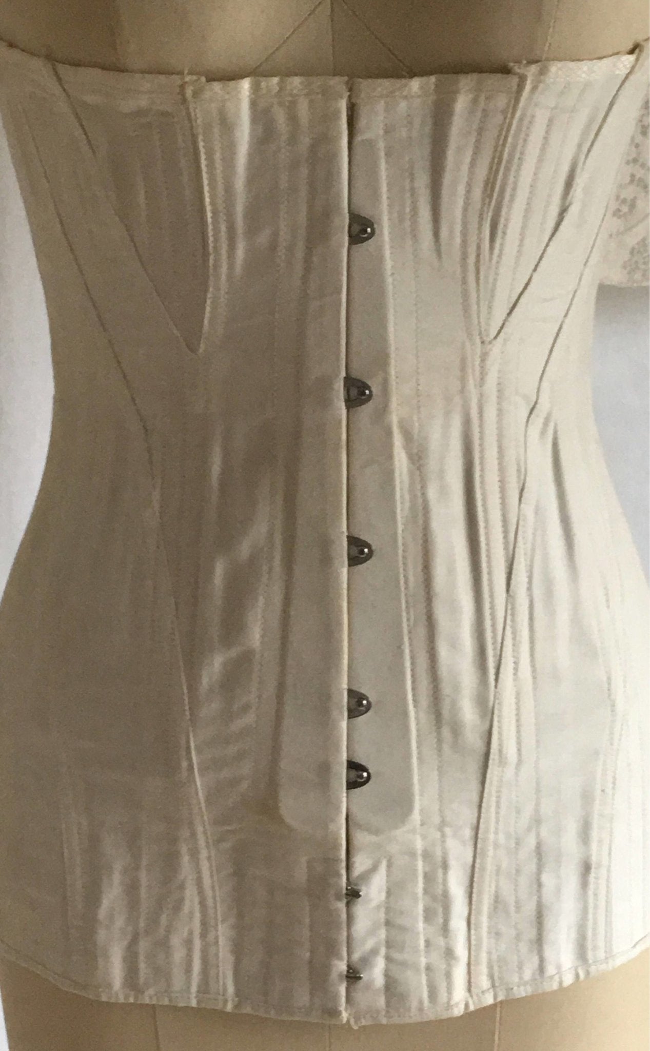 Antique 1910's Edwardian Corset | Crisp White Cotton with Satin Underbust & Metal Stays | De Milo | Size 24 - Daggers & Dames