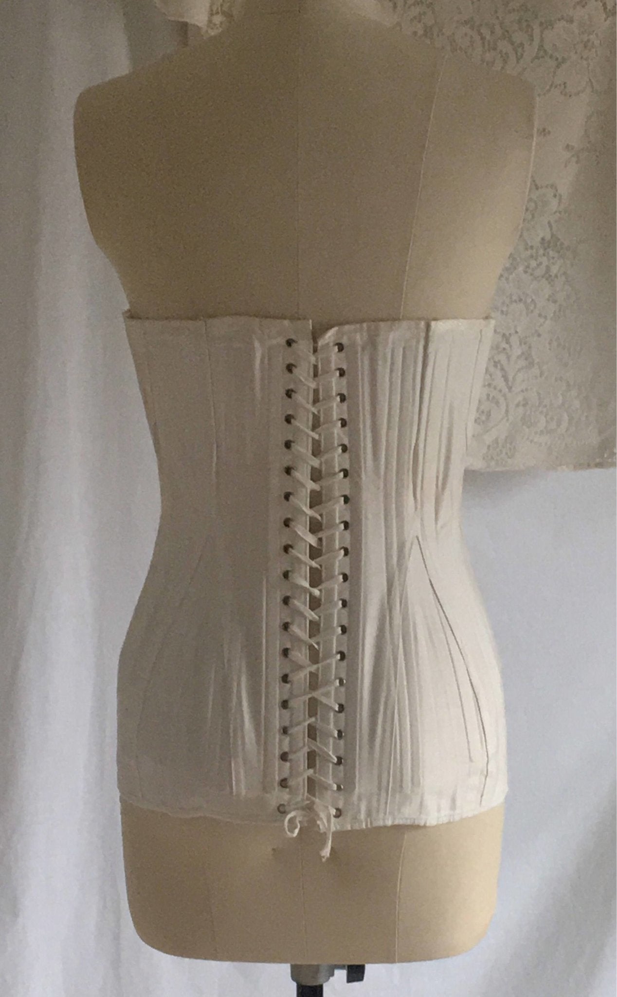 Antique 1910's Edwardian Corset | Crisp White Cotton with Satin Underbust & Metal Stays | De Milo | Size 24 - Daggers & Dames