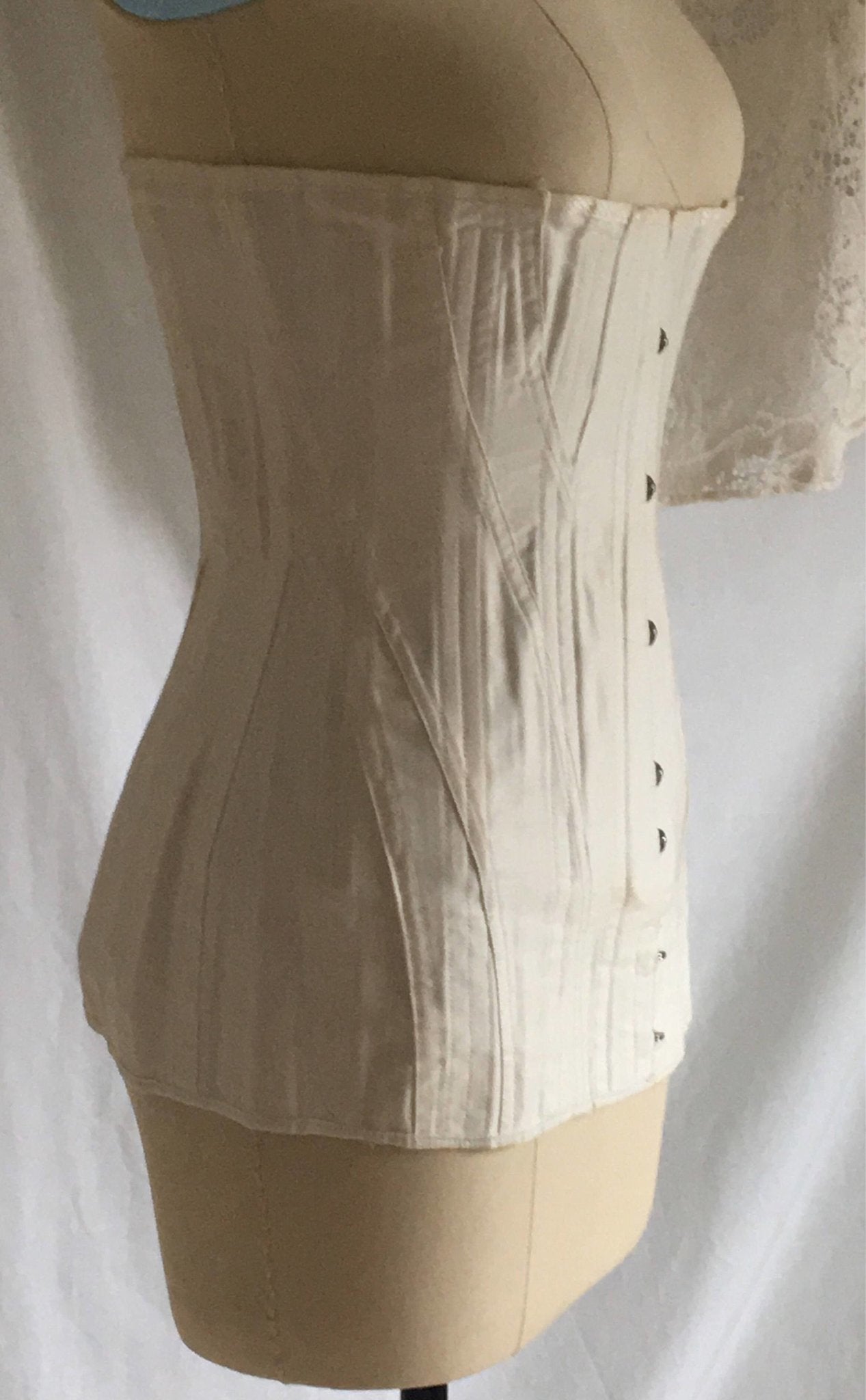 Antique 1910's Edwardian Corset | Crisp White Cotton with Satin Underbust & Metal Stays | De Milo | Size 24 - Daggers & Dames