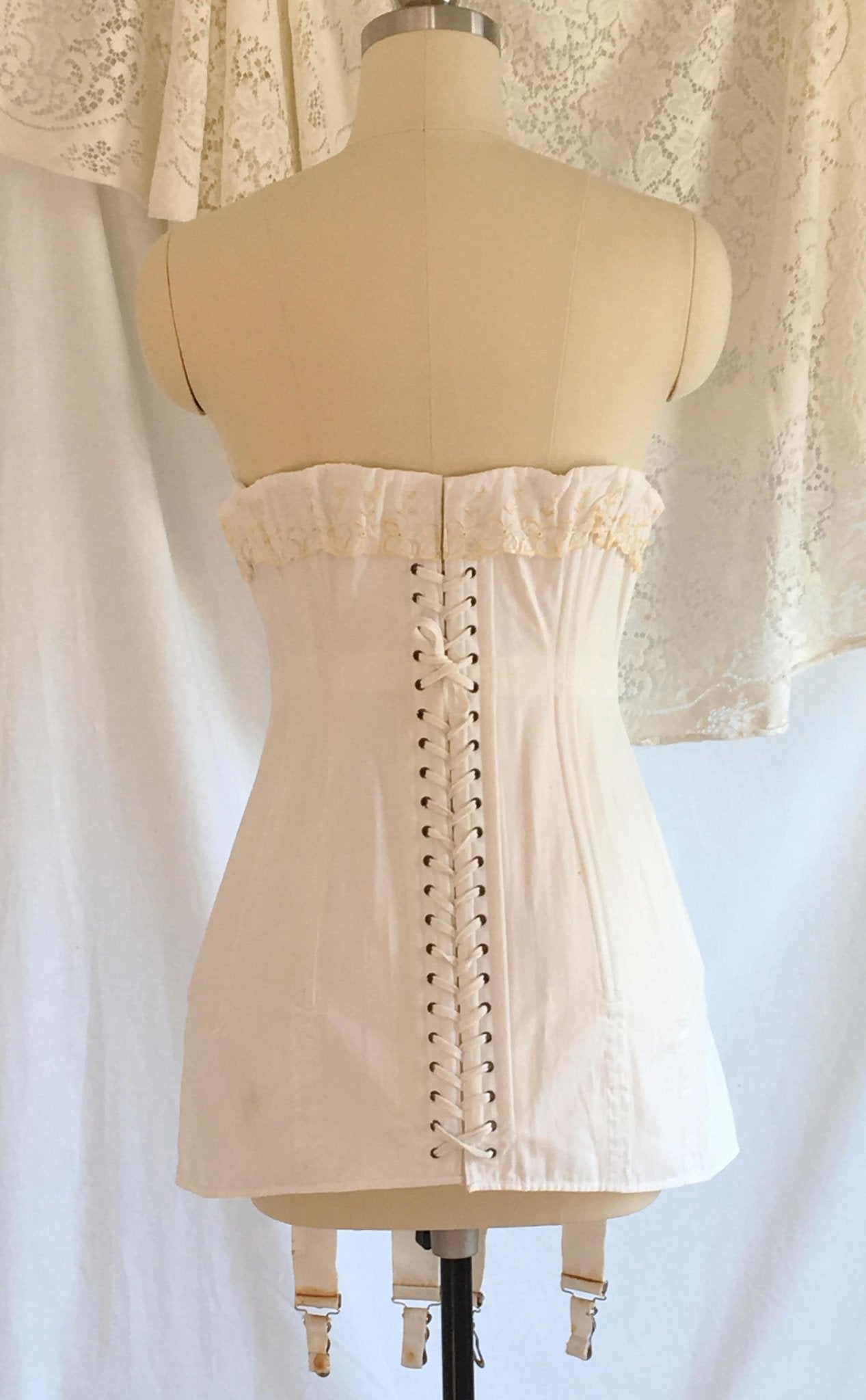 Antique 1910's Edwardian Corset with Original Box | White Cotton with Gold Embroidery | S Bend | Size 24 - Daggers & Dames