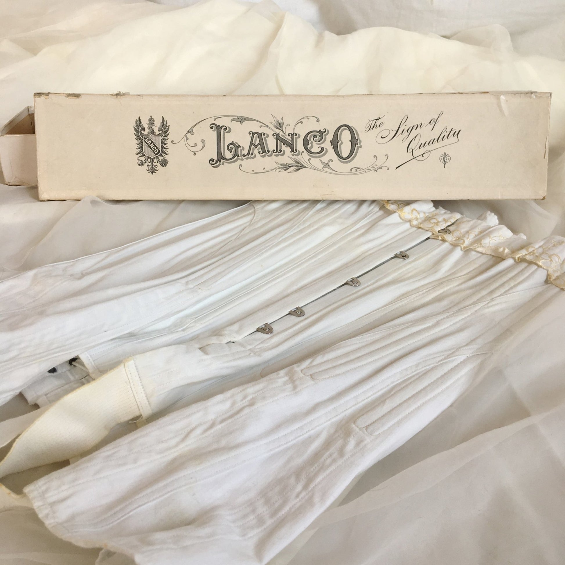 Antique 1910's Edwardian Corset with Original Box | White Cotton with Gold Embroidery | S Bend | Size 24 - Daggers & Dames