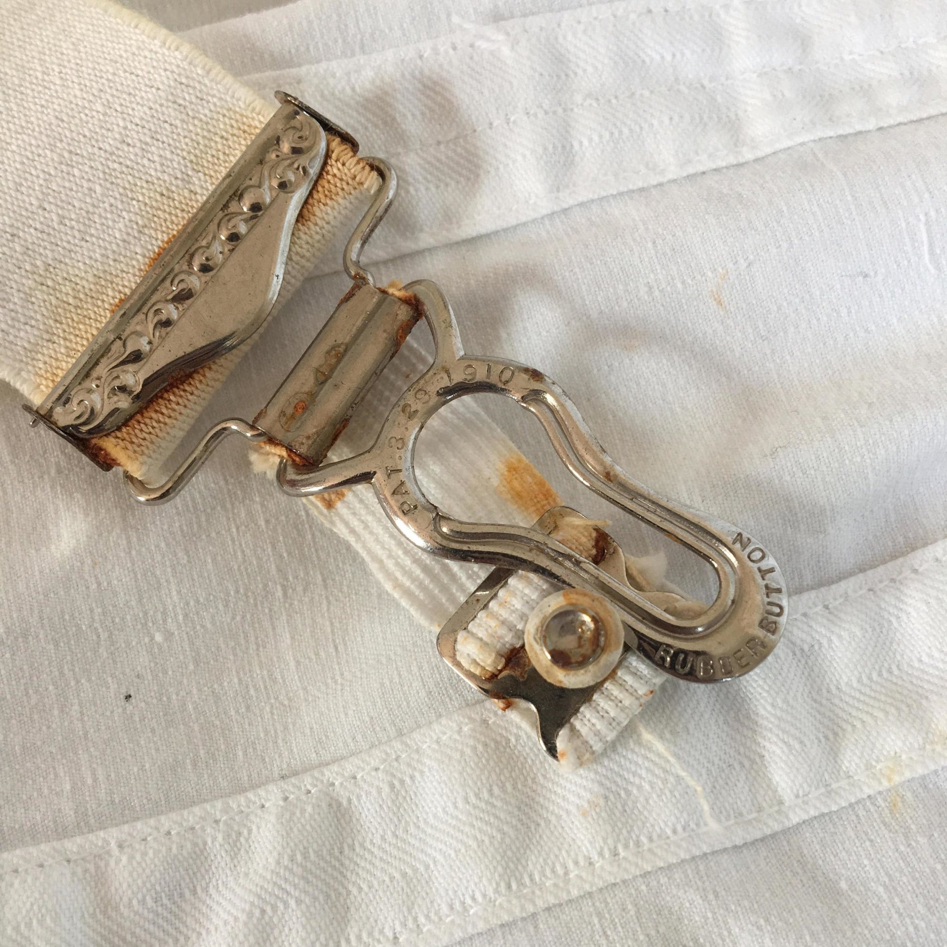 Antique 1910's Edwardian Corset with Original Box | White Cotton with Gold Embroidery | S Bend | Size 24 - Daggers & Dames