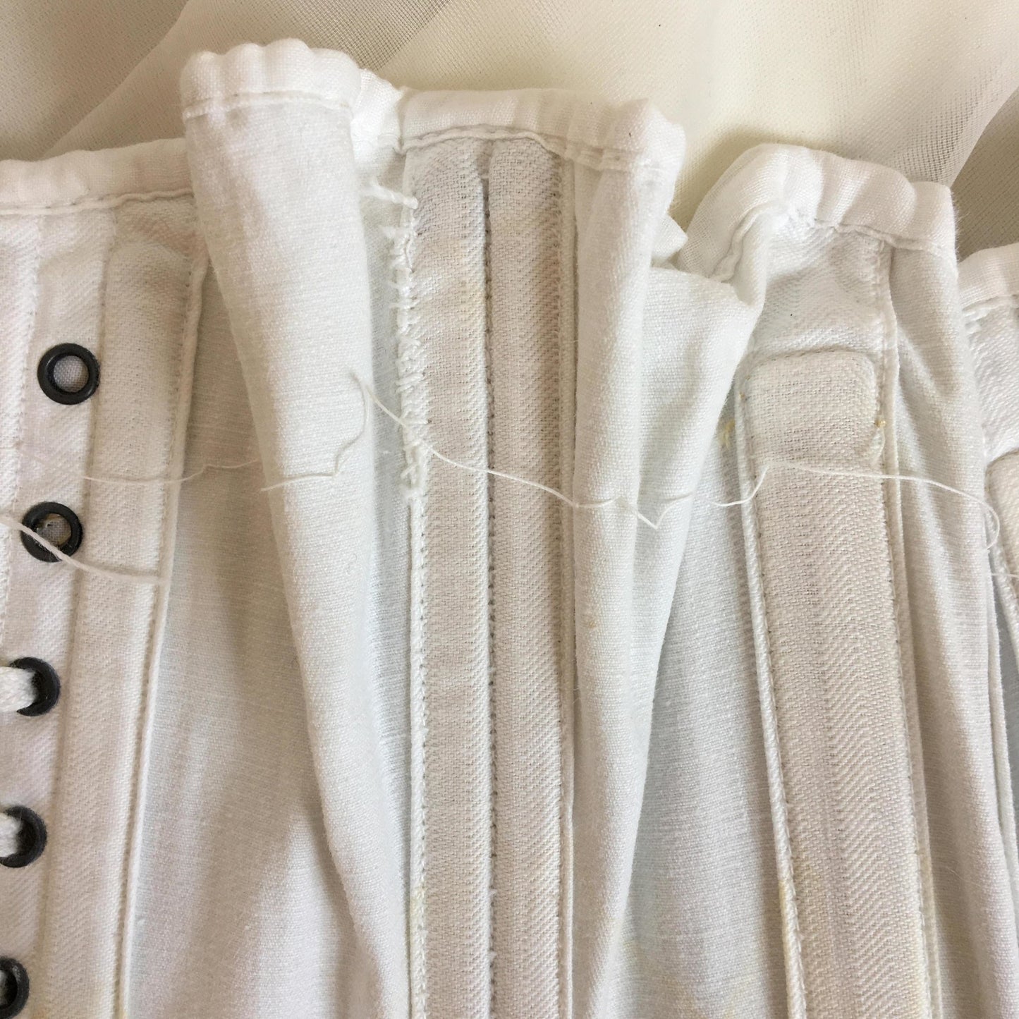 Antique 1910's Edwardian Corset with Original Box | White Cotton with Gold Embroidery | S Bend | Size 24 - Daggers & Dames