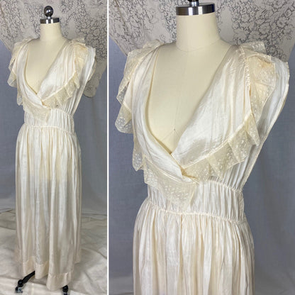 Antique 1910's Edwardian Negligee Nightgown | Ivory Tissue Silk with Ruffled Embroidered Tulle Lace | Size S, M - Daggers & Dames