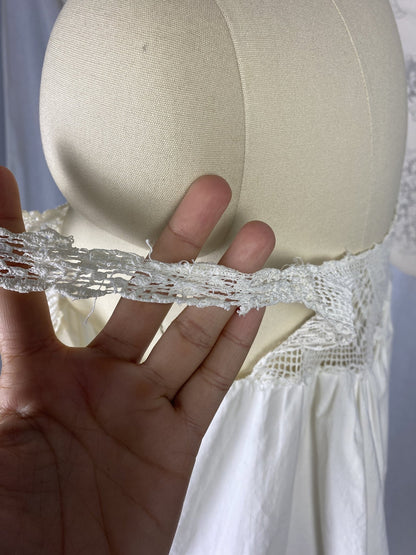 Antique 1910's Edwardian Nursing Gown | Hand Stitched Soft White Cotton with Crochet & Eyelet Lace | Size Free - Daggers & Dames