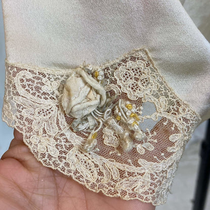 Antique 1920's Bralette & Tap Pants Set | Creamy Champagne Silk with floral Alençon Lace | Size M - Daggers & Dames
