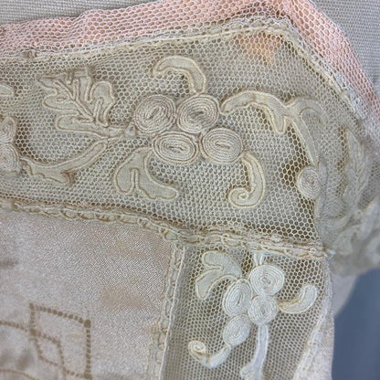 Antique 1920's Chemise | Size SM, MED | Palest Peach Silk Crepe with Tambour Embroidered Lace - Daggers & Dames