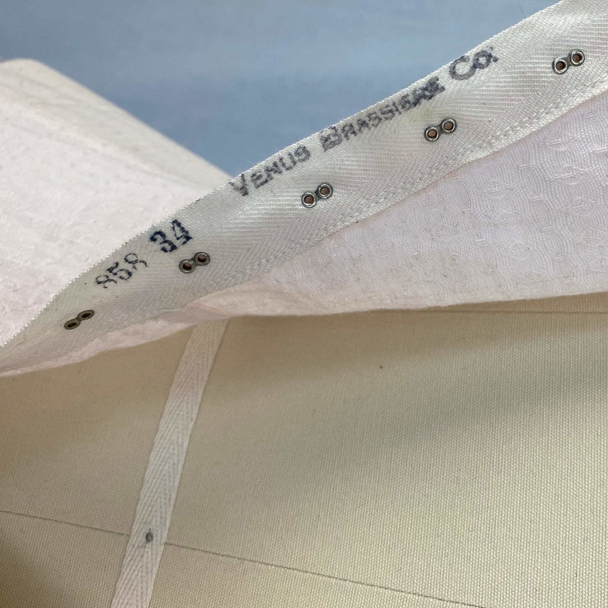 Antique 1920's Garter Brassiere | Pale Powder Pink Cotton Damask | Size 32 Bust, XS | Venus Brassiere Co. - Daggers & Dames