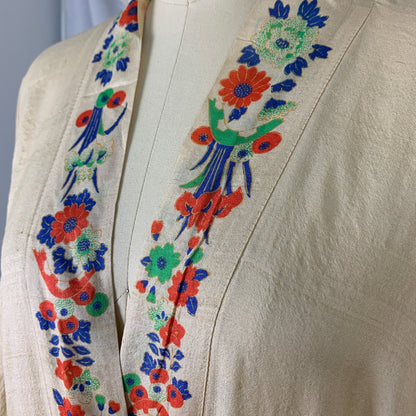 Antique 1920's Japanese Kimono Robe | Natural Pongee Raw Silk with Elaborate Floral Print | Size Free - Daggers & Dames