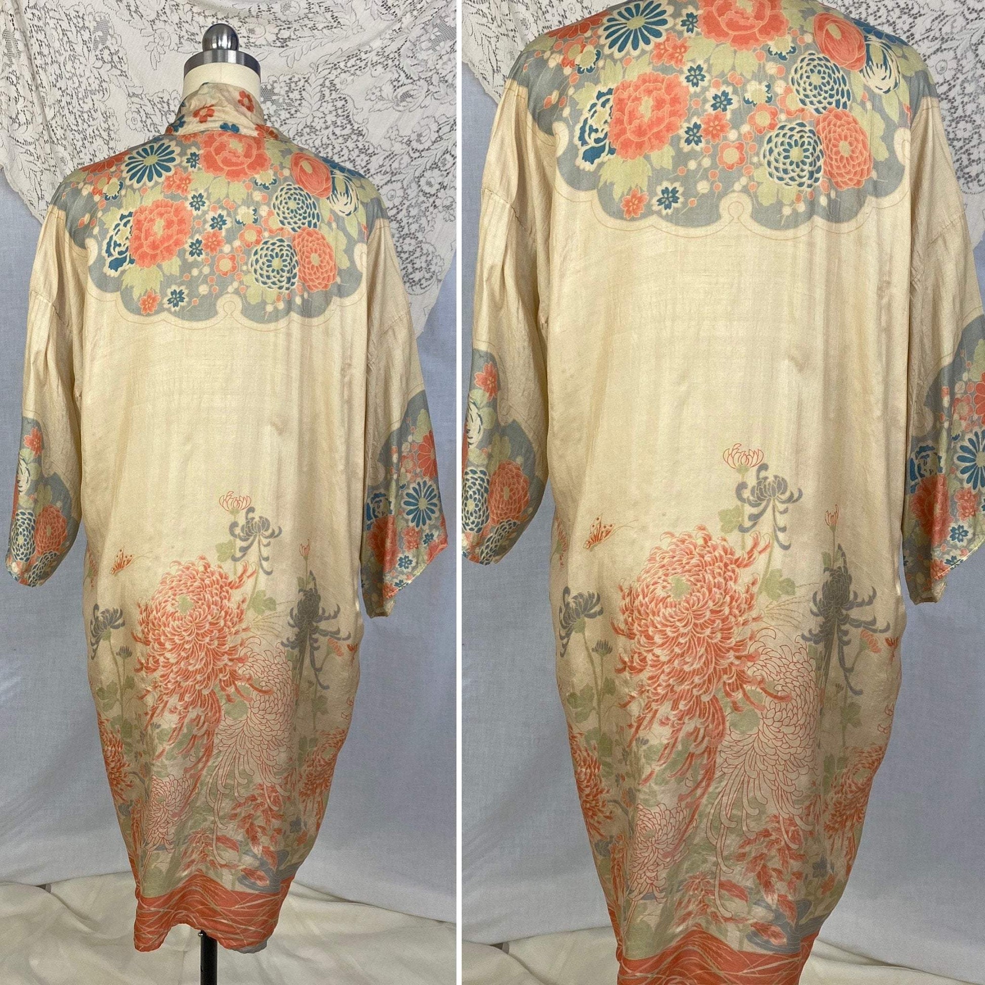 Antique 1920's Robe | Floral Print Raw Pongee Silk | Size Free - Daggers & Dames