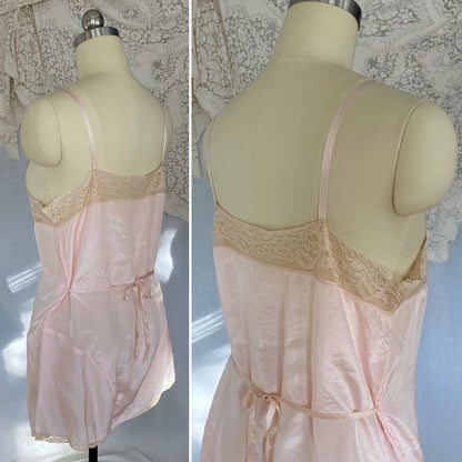 Antique 1920's Step In Chemise | Pale Rose Pink Silk Crepe with Satin Floral Appliqué & Nude Lace | Size S - Daggers & Dames