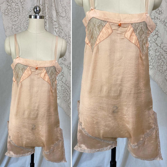 Antique 1920's Step-in Chemise | Rich Peach Silk Crepe with Nude Lace | Size XXS, XS | Never Worn - Daggers & Dames
