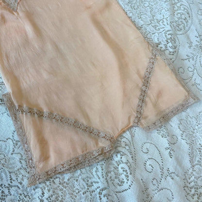 Antique 1920's Step-in Chemise | Rich Peach Silk Crepe with Nude Lace | Size XXS, XS | Never Worn - Daggers & Dames