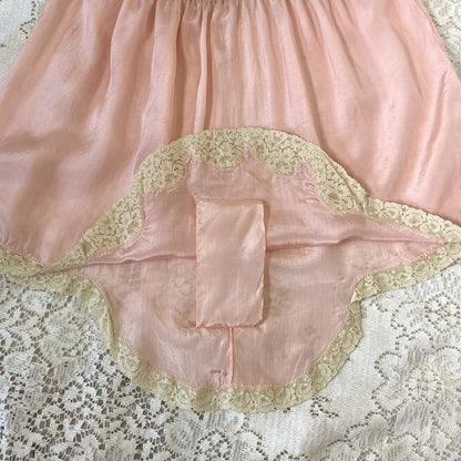 Antique 1920's Tap Pants | Light Baby Pink Silk with Ivory Lace | Size S, M, LG - Daggers & Dames