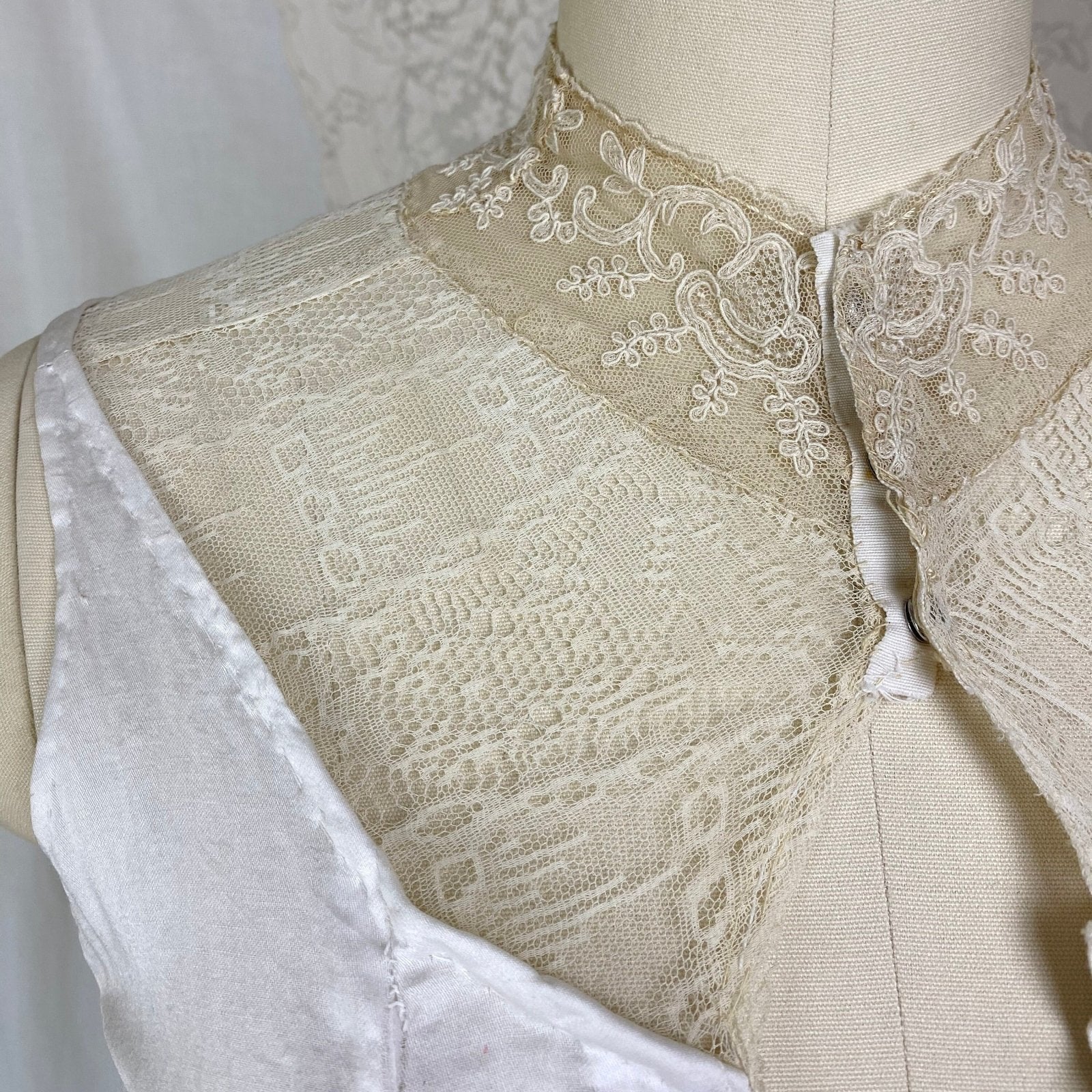 Antique Edwardian Dickie Camisole | Soft White Cotton with Ecru Embroidered Lace | Size XS - Daggers & Dames