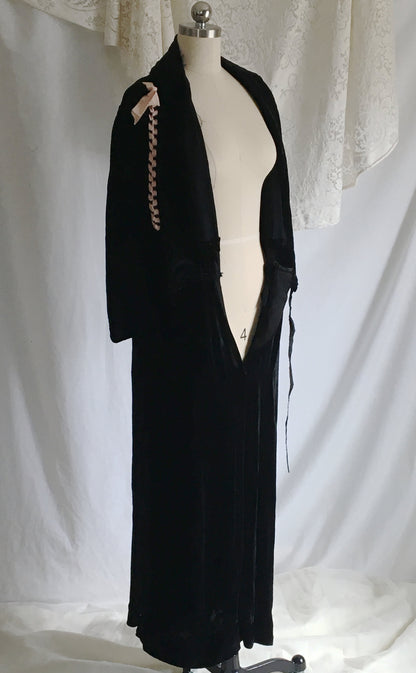 Vintage 1940's Dressing Gown | Black Silk Velvet with Powder Pink Ribbon | Bias Cut Step In Robe | Size S, M, LG