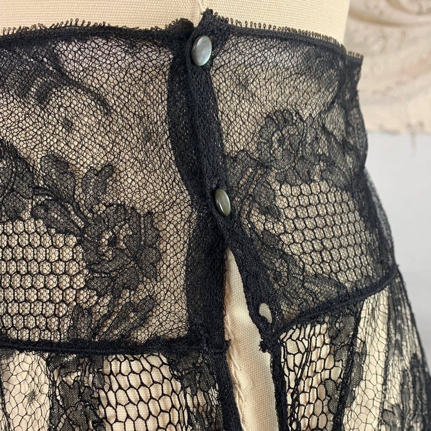 Vintage 1920&#39;s Lingerie Tap Skirt | Black Chantilly Eyelash Lace with Pink Silk Rosette Wreath | Size LG