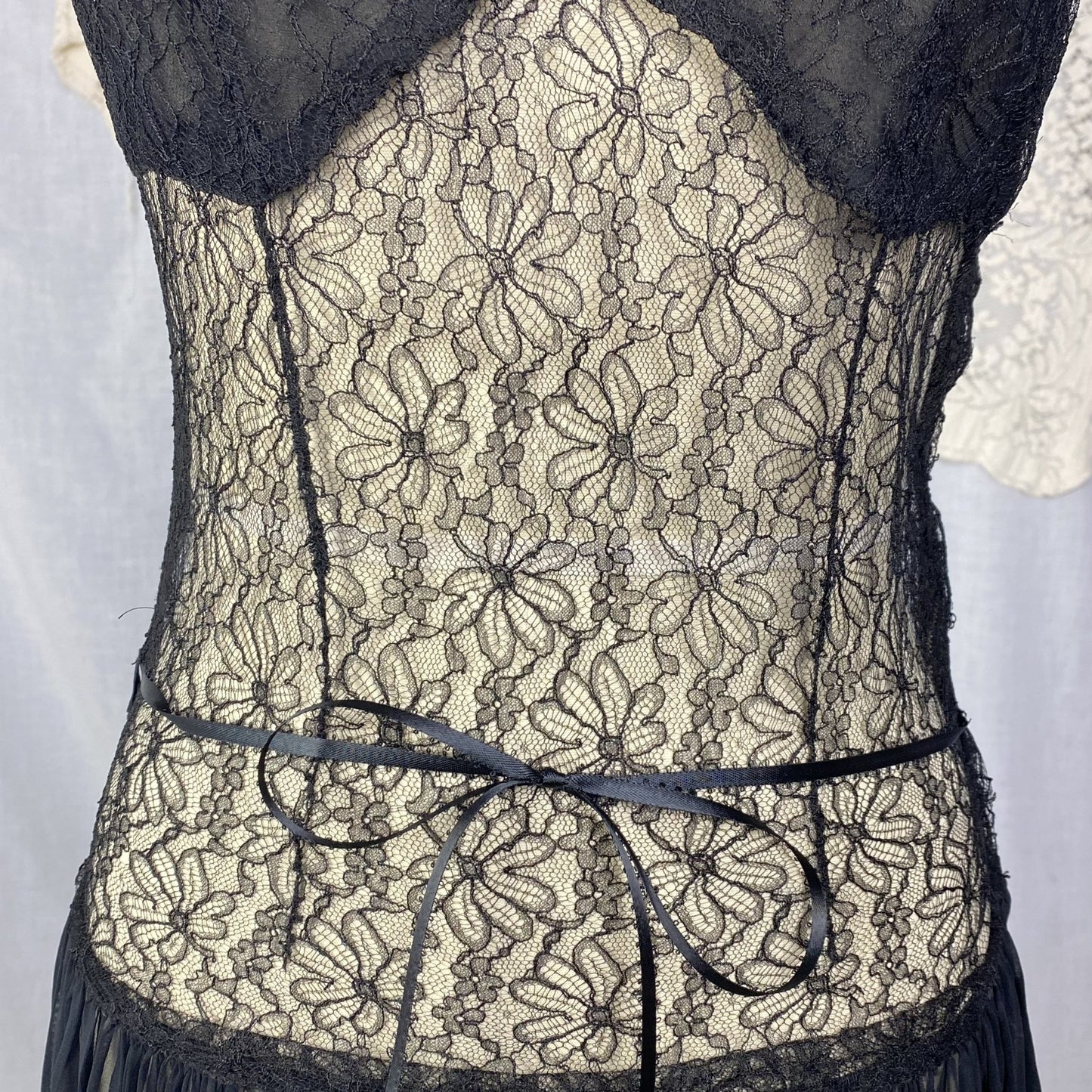 Vintage 1920's - 1930's Nightgown | Hand Stitched Black Silk Chiffon with Floral Chantilly Lace | Size XS - Daggers & Dames
