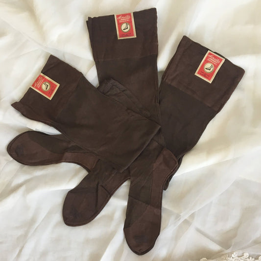 Vintage 1920's - 1930's Stockings | Rich Mocha Brown Silk with Exposed Seam & Reinforced Toe | New Old Stock | Size 9 - 9.5 - Daggers & Dames