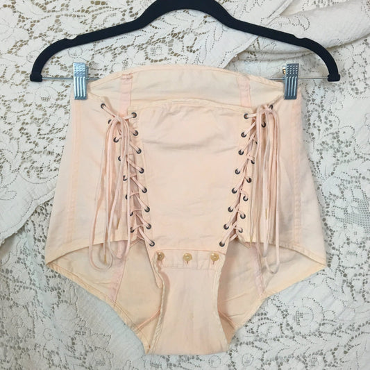 Vintage 1920's Corset Panties | Peach Cotton with Lace-up Sides & Button Gusset | Size XS, S, MED - Daggers & Dames