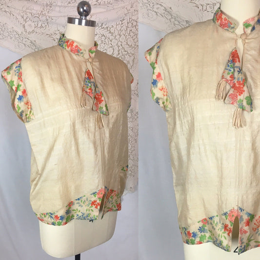 Vintage 1920's Japanese Pajama Top | Natural Raw Pongee Silk with Hand Painted Floral Print | Size M - Daggers & Dames