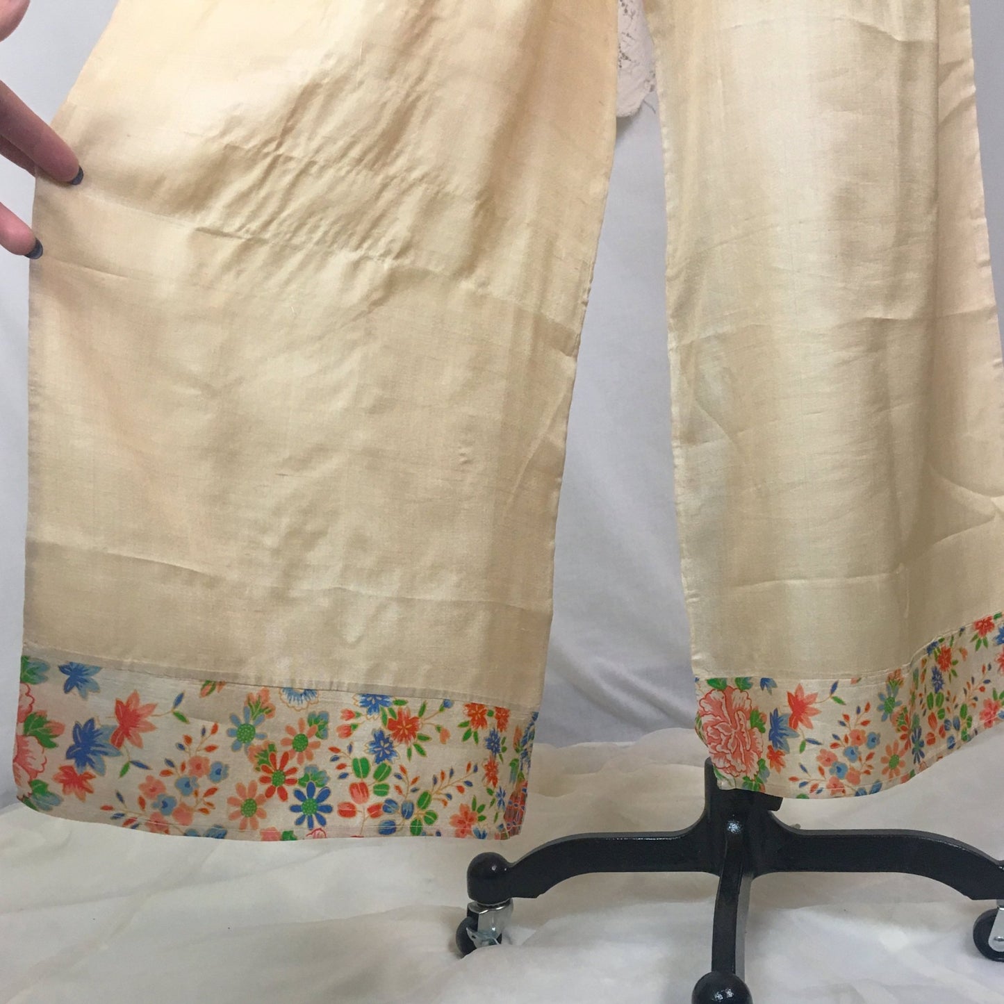 Vintage 1920's Japanese Palazzo Pants | Natural Raw Pongee Silk with Painted Floral Pattern | Size M, LG - Daggers & Dames