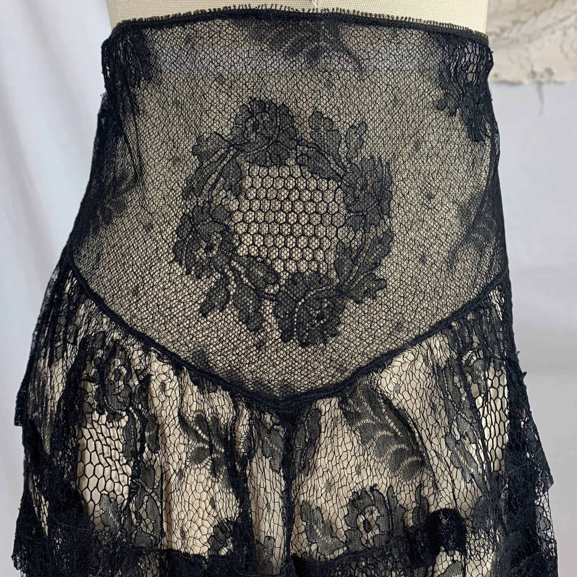 Vintage 1920's Lingerie Tap Skirt | Black Chantilly Eyelash Lace with Pink Silk Rosette Wreath | Size LG - Daggers & Dames