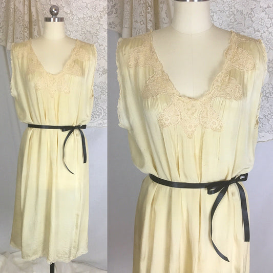 Vintage 1920's Nightgown | Gold Tissue Silk with Tambour Lace & Black Ribbon Tie | Size Free - Daggers & Dames