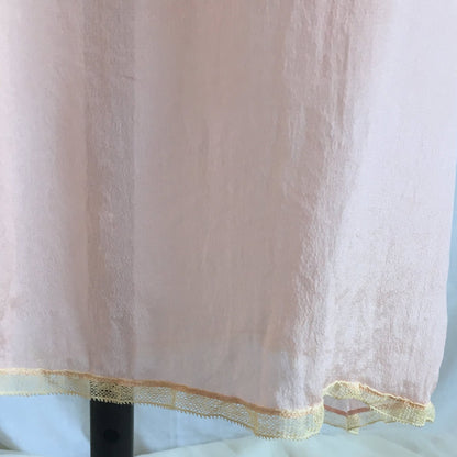 Vintage 1920's Nightgown | Pale Pink Tissue Silk with Ivory Eyelet Lace | Flapper Lingerie | Boho Dress | Free Size - Daggers & Dames