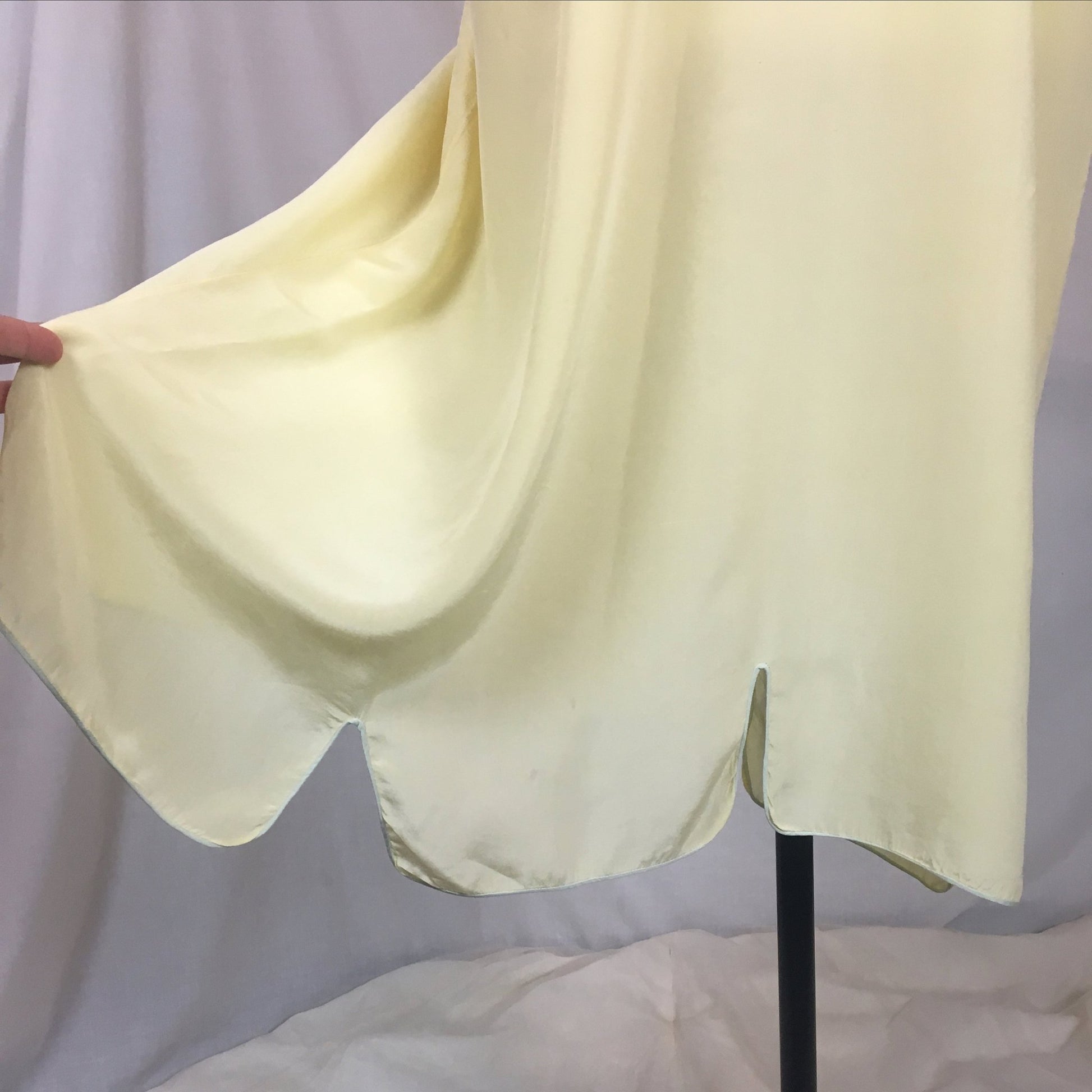 Vintage 1920's Nightgown | Pastel Yellow & Mint Green Silk Crepe de Chine with Floral Embroidery | Size Free - Daggers & Dames
