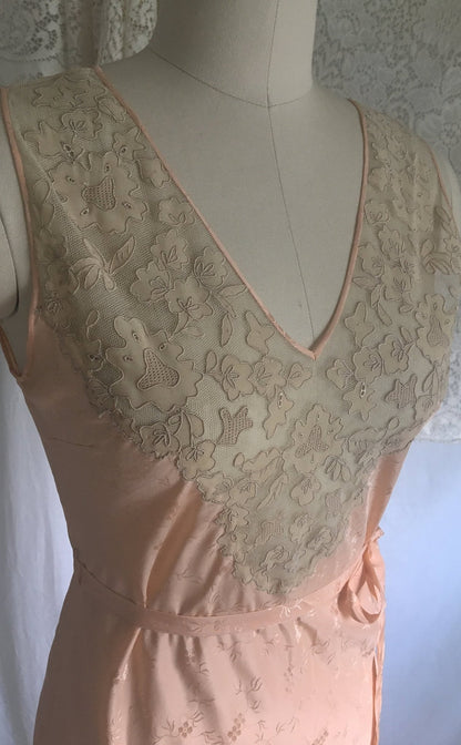 Vintage 1920's Nightgown | Rich Peach Rayon with Satin Damask & Alençon Lace Appliques | Size XS, S - Daggers & Dames