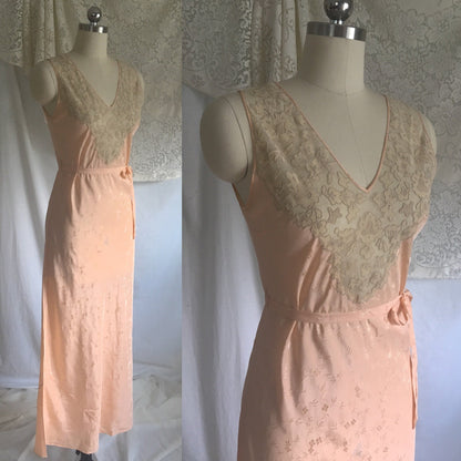 Vintage 1920's Nightgown | Rich Peach Rayon with Satin Damask & Alençon Lace Appliques | Size XS, S - Daggers & Dames