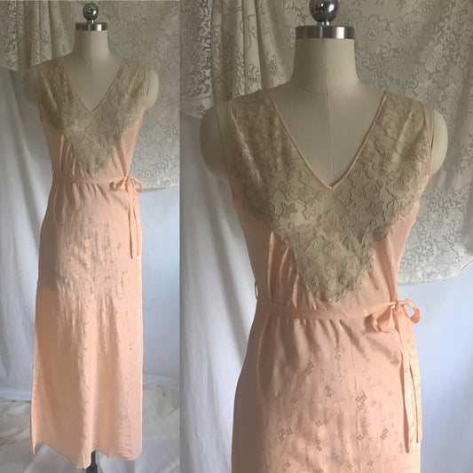Vintage 1920's Nightgown | Rich Peach Rayon with Satin Damask & Alençon Lace Appliques | Size XS, S - Daggers & Dames