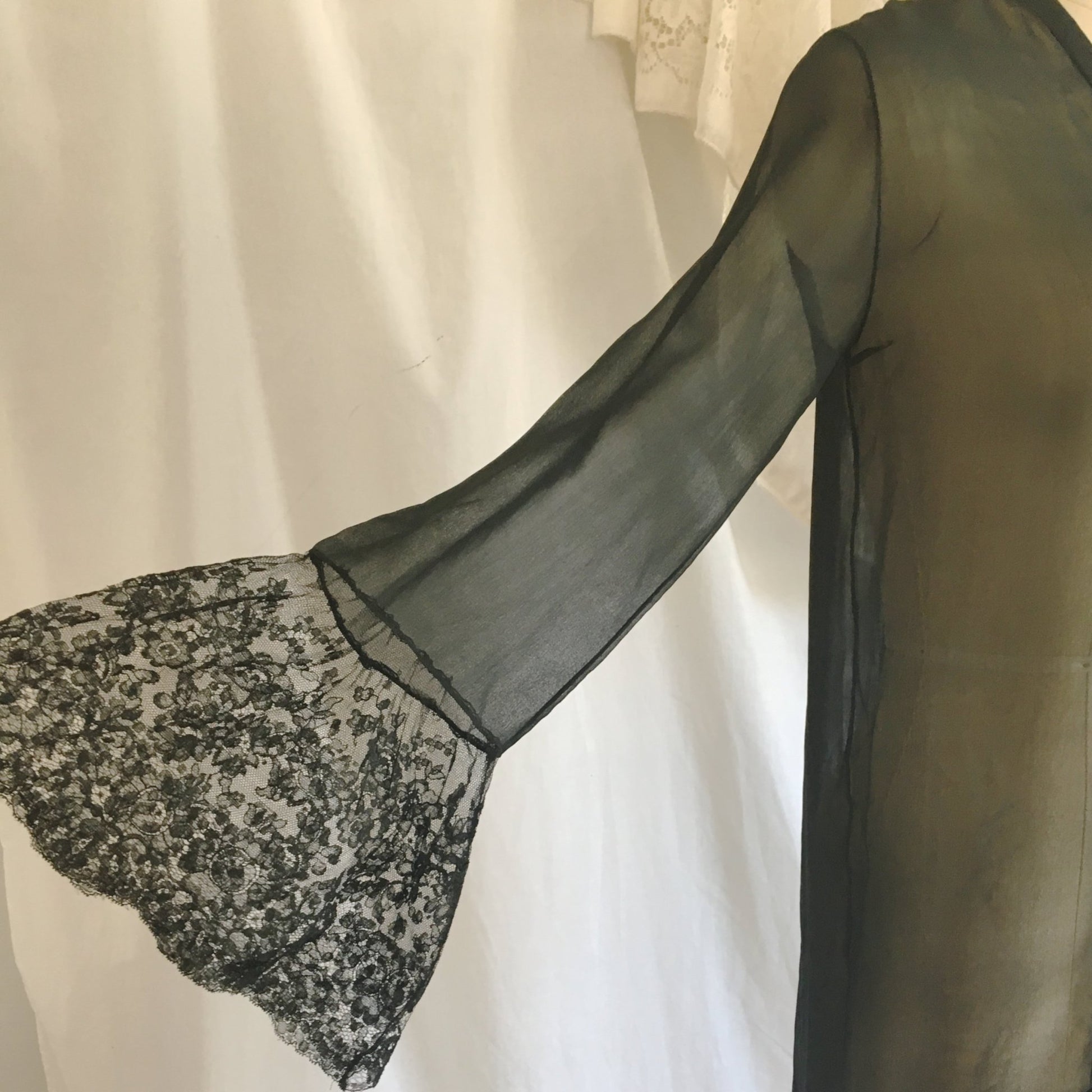 Vintage 1920's Peignoir Robe | Black Silk Chiffon & Chantilly Lace | OOAK | Size XSM - Daggers & Dames