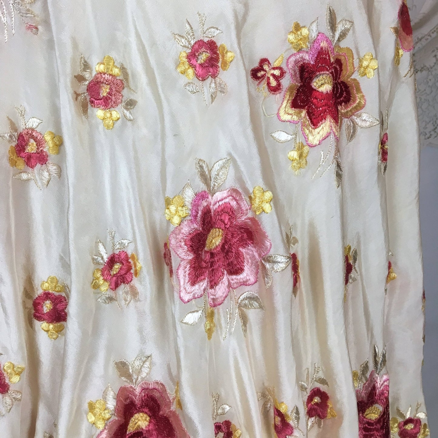 Vintage 1920's Piano Shawl | Ivory Silk with Pink Embroidered Floral Pattern & Gold Silk Crochet Fringe Trim - Daggers & Dames