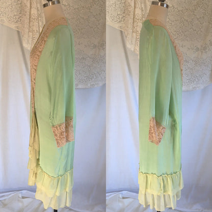 Vintage 1920's Robe | Mint Green Silk Crepe with Chiffon Ruffles & Tambour Lace | Size Free - Daggers & Dames