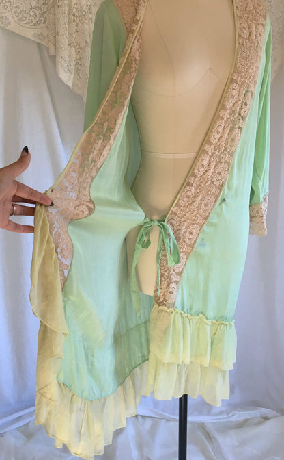 Vintage 1920's Robe | Mint Green Silk Crepe with Chiffon Ruffles & Tambour Lace | Size Free - Daggers & Dames