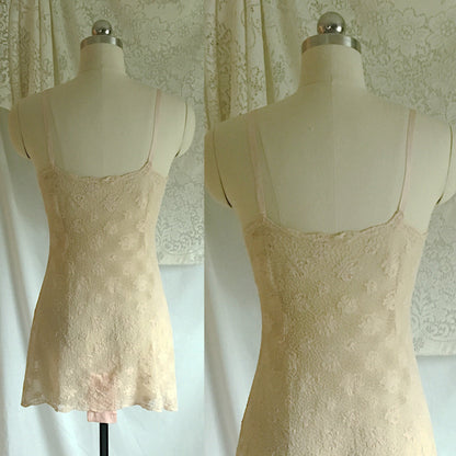 Vintage 1920's Step In Chemise | French Ivory Tambour Lace Tulle with Pale Pink Silk | Size M, LG - Daggers & Dames