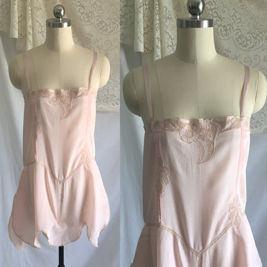 Vintage 1920's Step In Chemise | Pink Silk Crepe & Ivory Lace | Size M - LG - Daggers & Dames