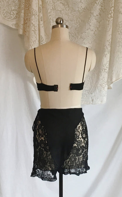 Vintage 1920's Tap Pants & Bralette | Black Silk Crepe with Chantilly Lace | French Bra and Panty Lingerie Set | Size XXS - Daggers & Dames