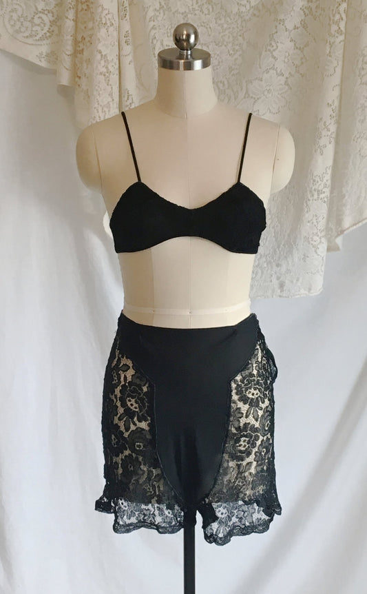 Vintage 1920's Tap Pants & Bralette | Black Silk Crepe with Chantilly Lace | French Bra and Panty Lingerie Set | Size XXS - Daggers & Dames