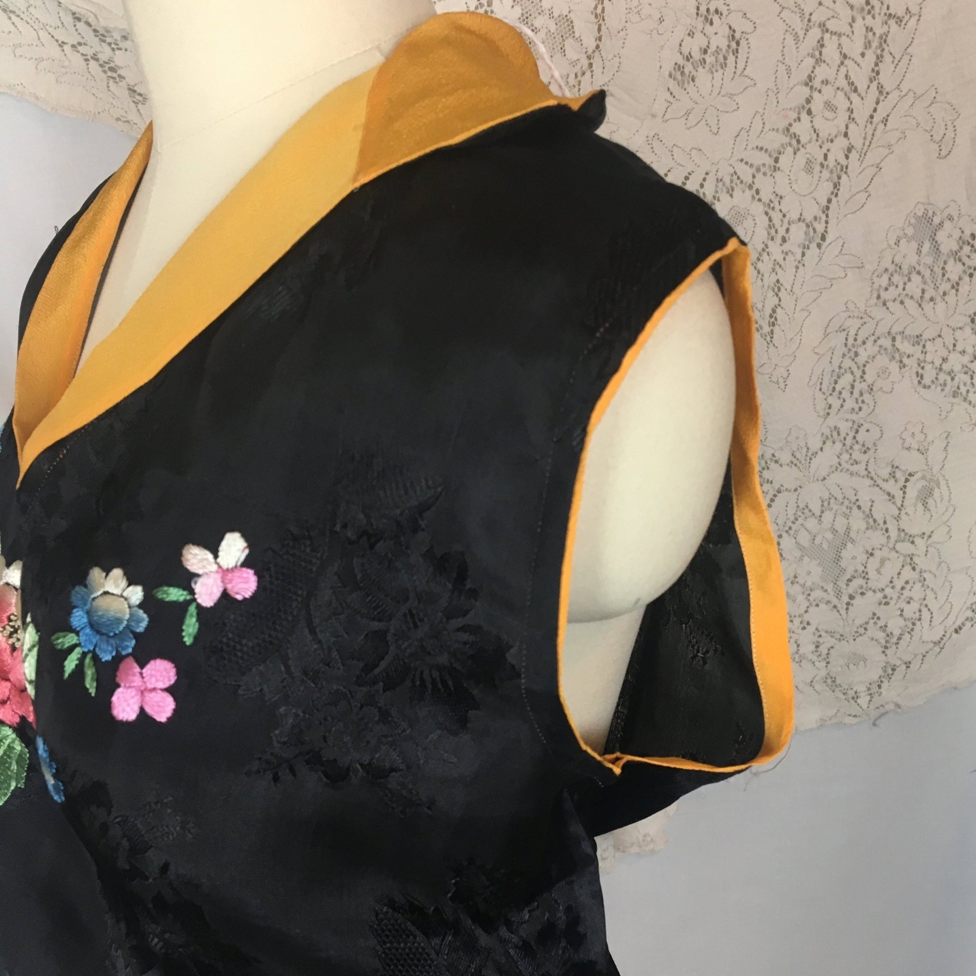 Vintage 1930's Beach Pajama Set | Black Rayon Satin Damask with Floral Embroidery | Made in Japan | Size M, LG, XL - Daggers & Dames