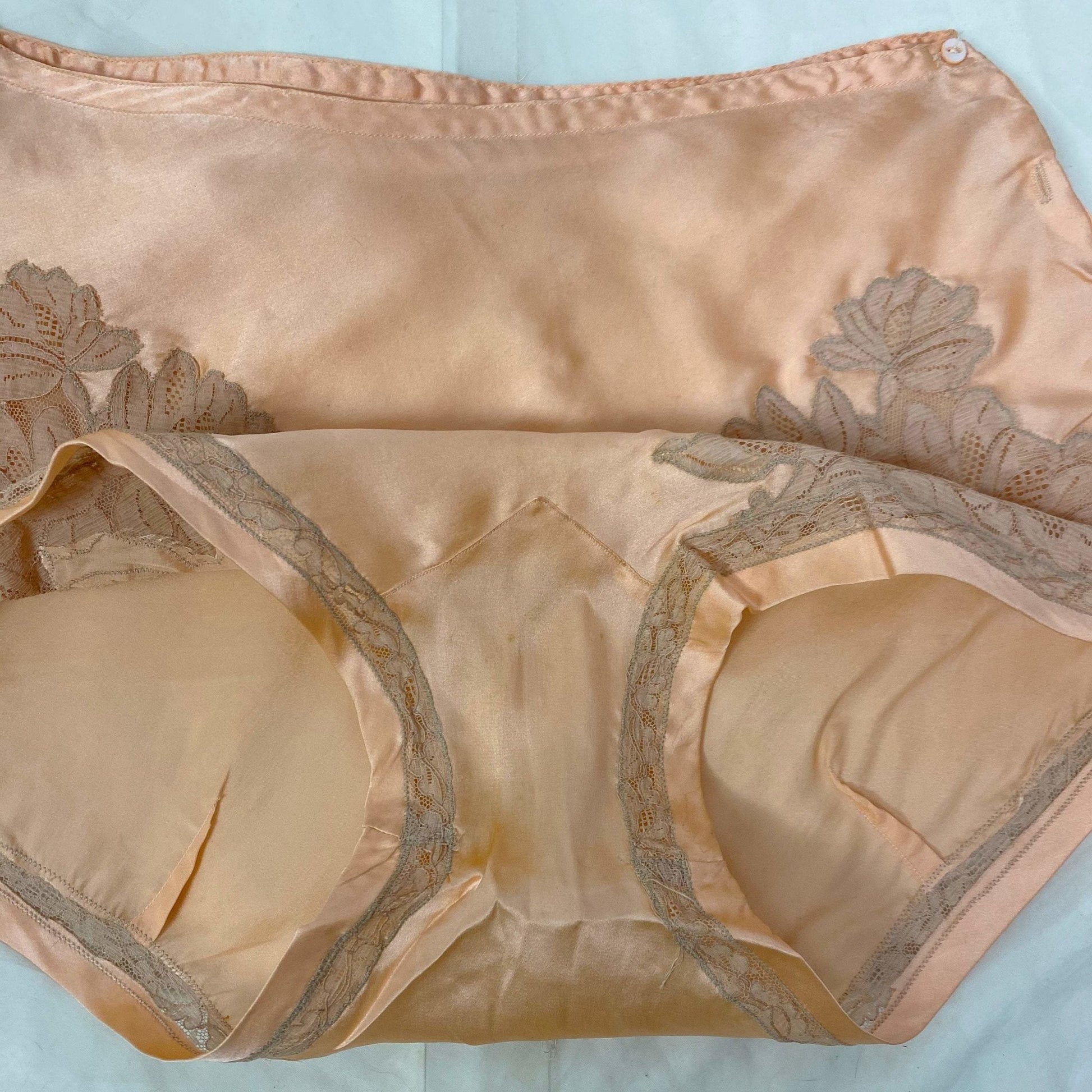 Vintage 1930's Bralette & Tap Pant Lingerie Set | Rich Apricot Silk with Mocha Lace | Size XS, 32 B | NRA Label -Never Worn - Daggers & Dames