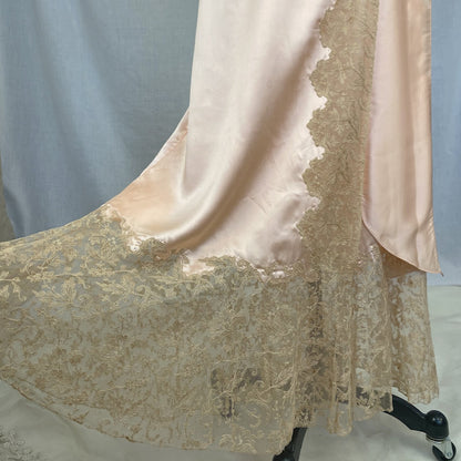 Vintage 1930's Dressing Gown Robe | Rose Gold Silk Charmeuse with Nude Tambour Lace | Size S, M, L -Never Worn - Daggers & Dames